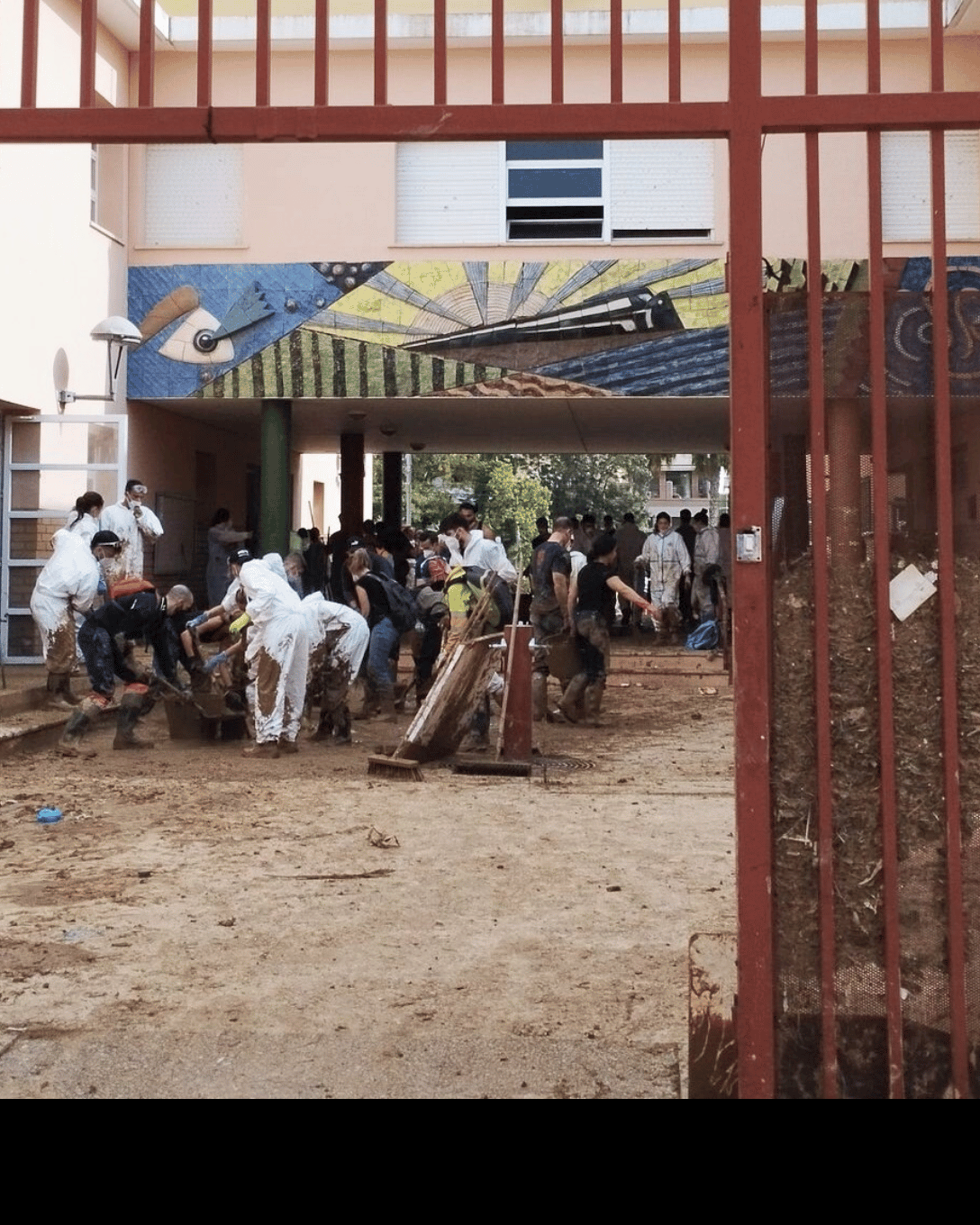 iniciativa Adopta Un Colegio